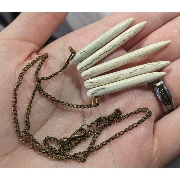 Howlite Graduated Spike White And Gold Tone Pendant Necklace - Picture 4 of 6